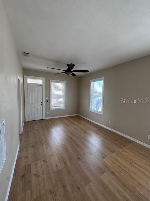 Image 7 of 12 For 1910 Columbus Drive C