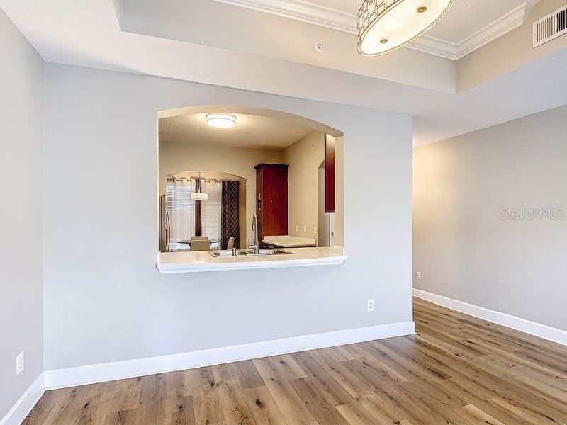 Image 12 of 52 For 1231 Wright Cir  308