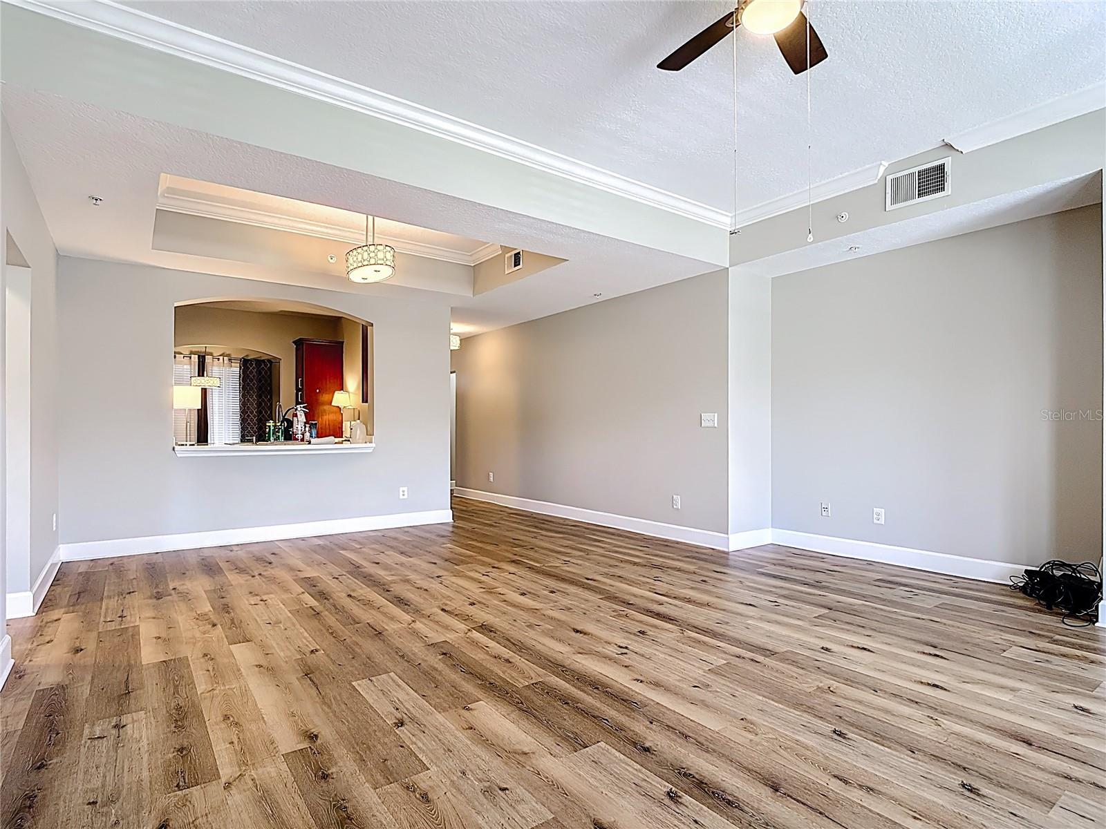 Image 14 of 52 For 1231 Wright Cir  308