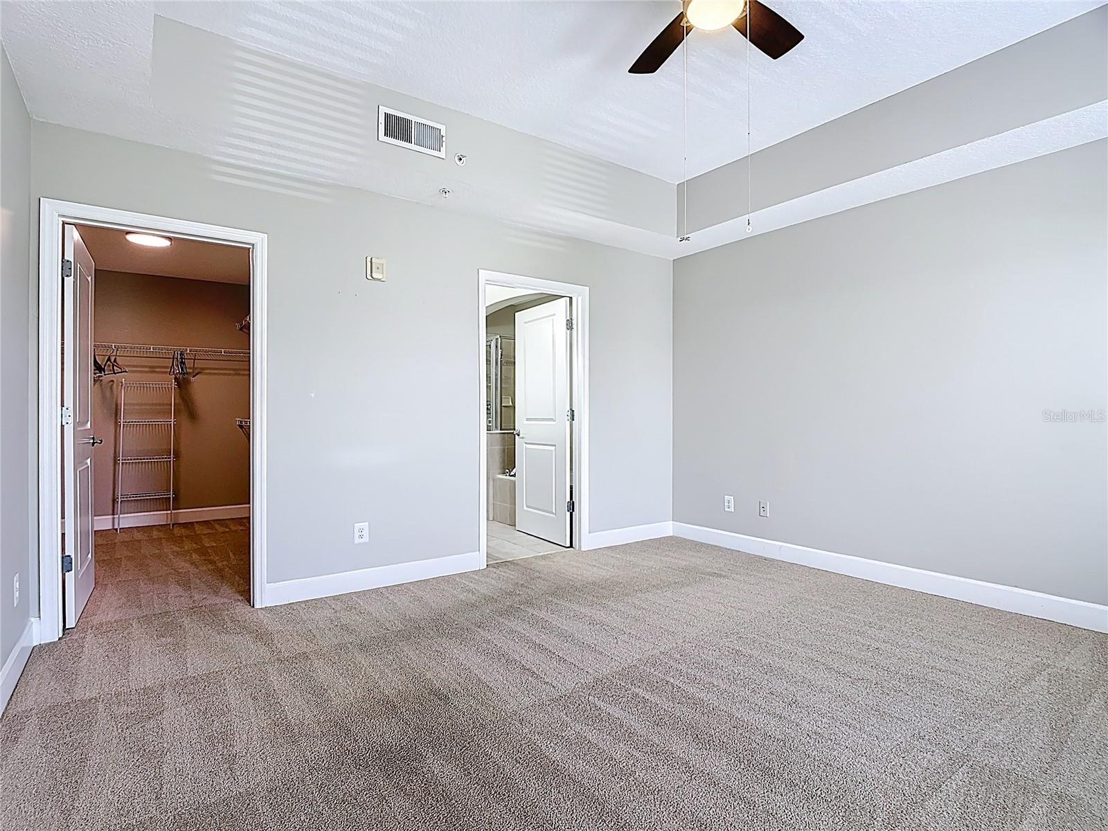 Image 18 of 52 For 1231 Wright Cir  308