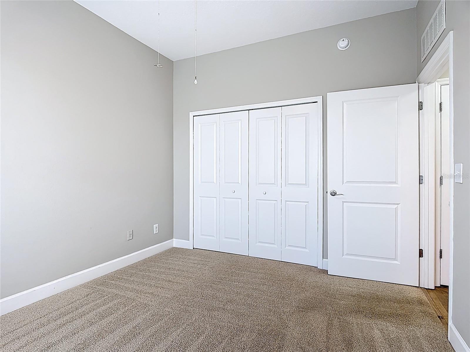 Image 31 of 52 For 1231 Wright Cir  308