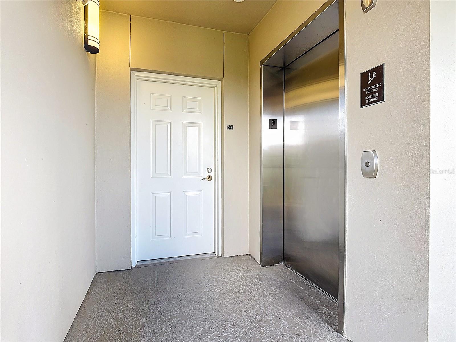 Image 35 of 52 For 1231 Wright Cir  308