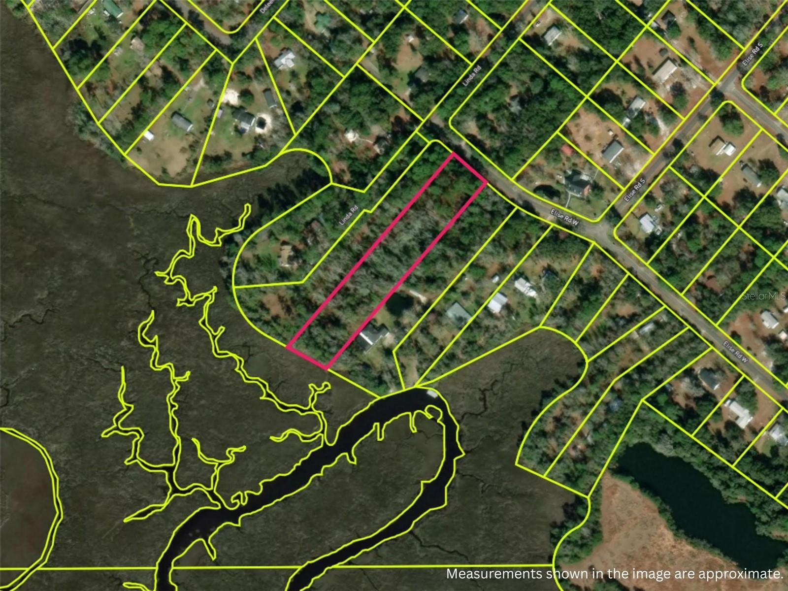 Listing photo id 3 for 85321 Cuno Creek Dr