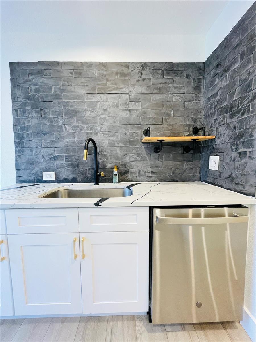 Image 5 of 8 For 7803 Sugar Brook Court 7803