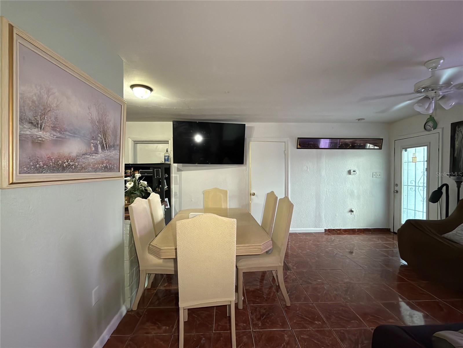 Image 10 of 51 For 5828 Harcourt Avenue