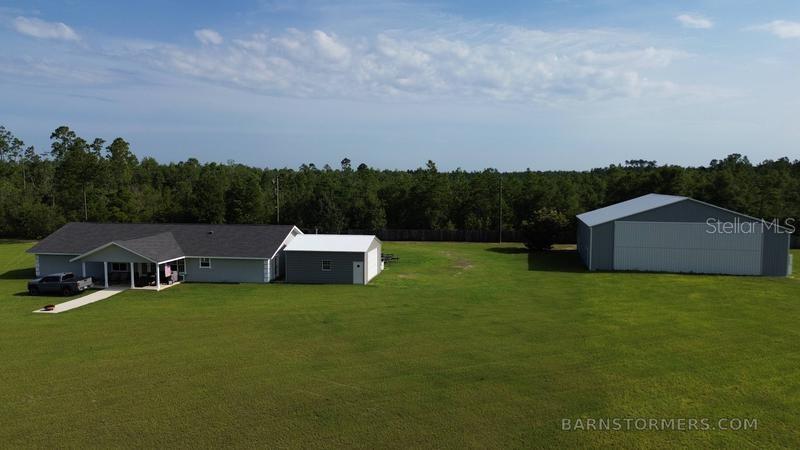 Image 4 of 14 For 22303 Longleaf Road