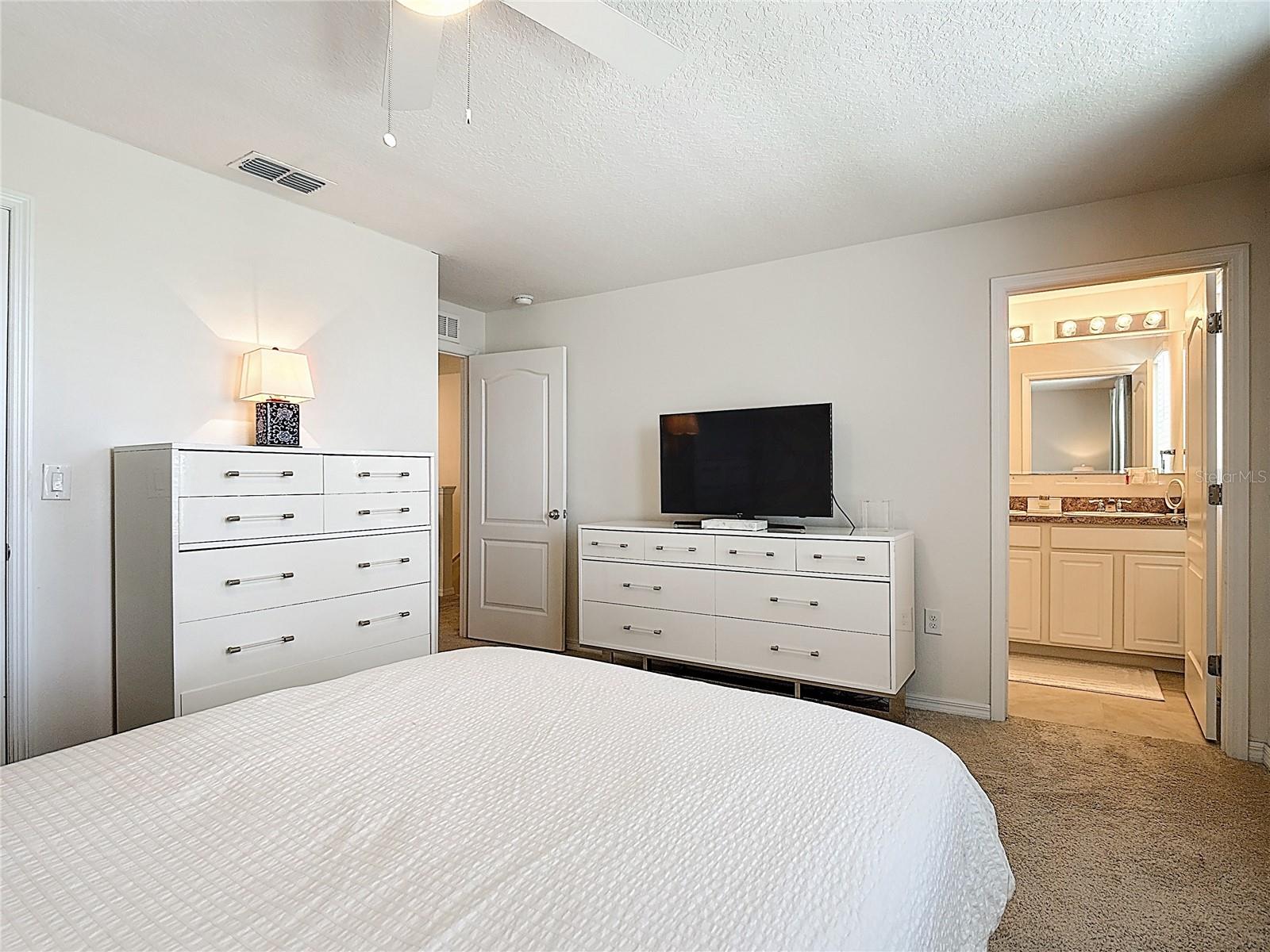 Image 21 of 51 For 1874 Katz Crossing Drive