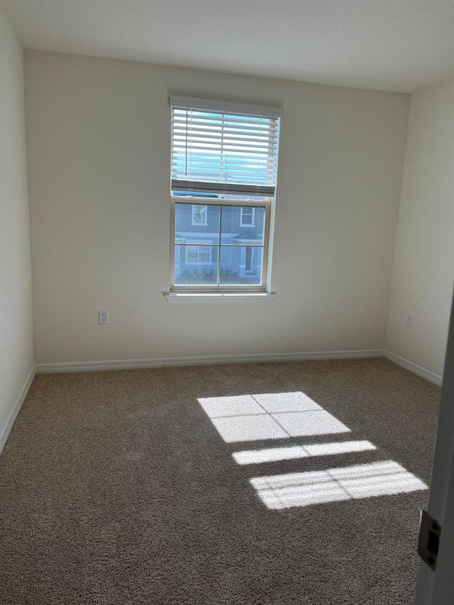 Image 5 of 26 For 13323 Pontoon Road