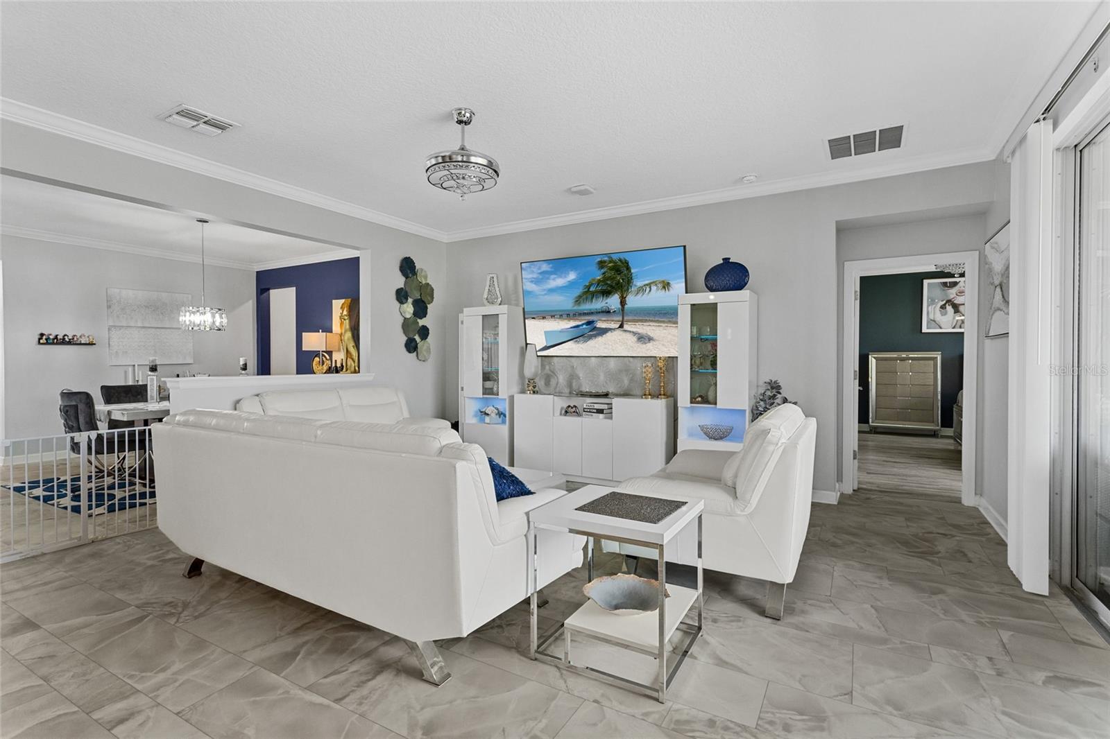 Image 13 of 56 For 2215 Camden Park Avenue