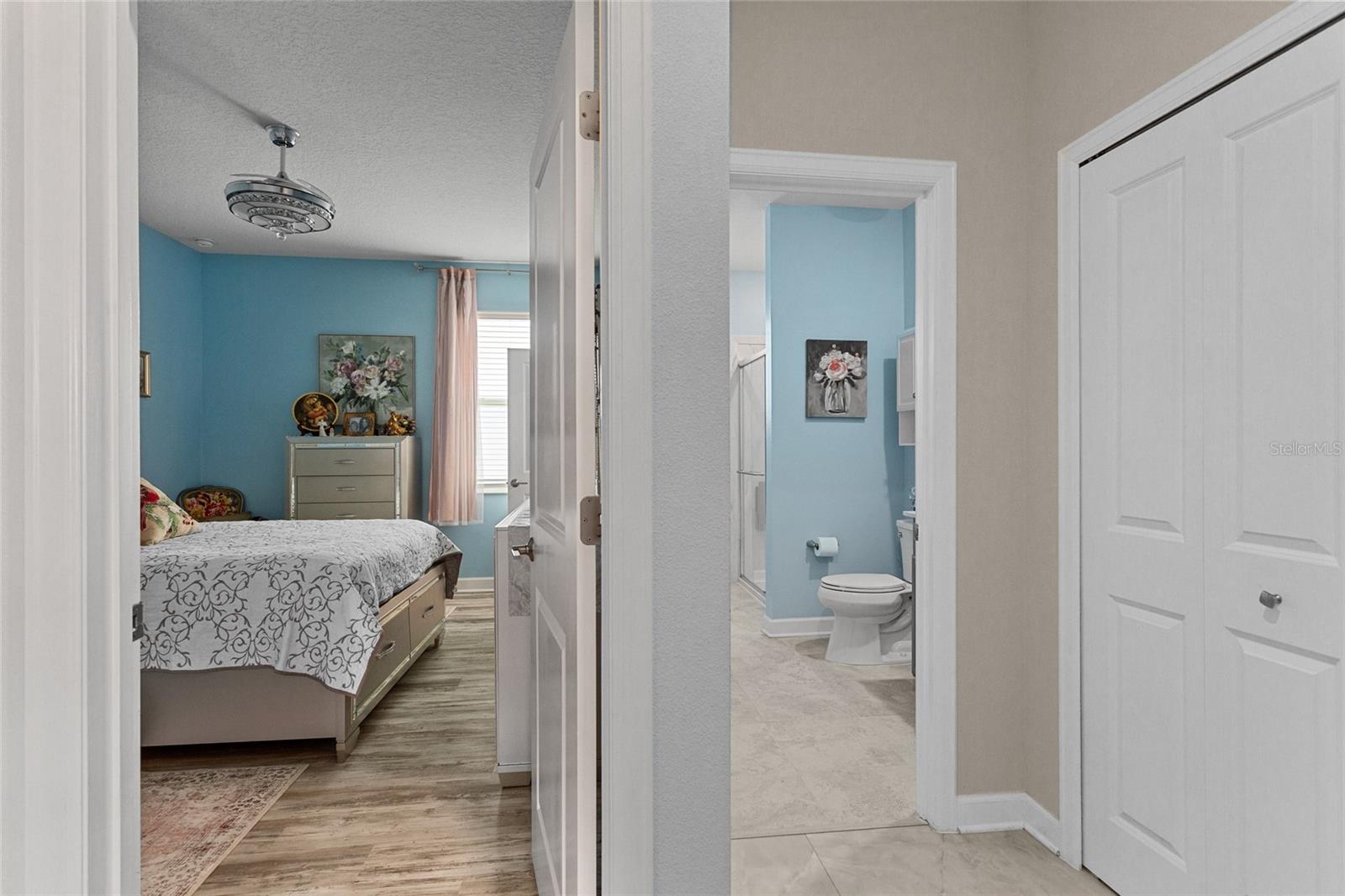 Image 33 of 56 For 2215 Camden Park Avenue