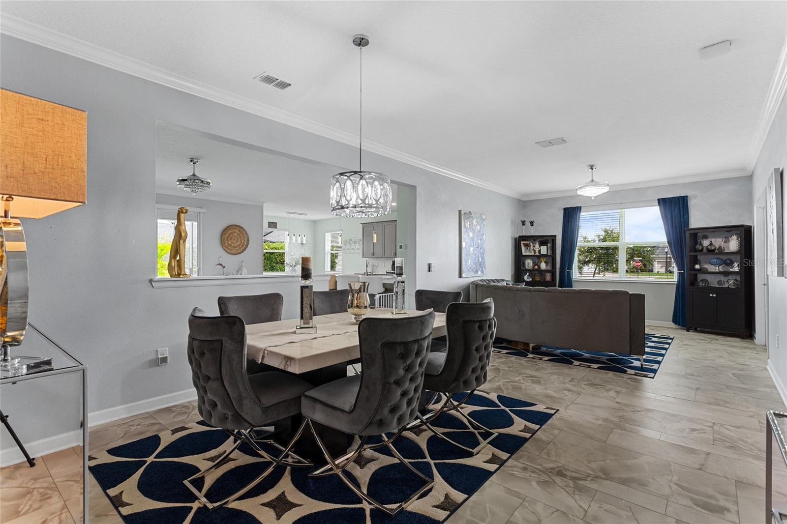 Image 9 of 56 For 2215 Camden Park Avenue