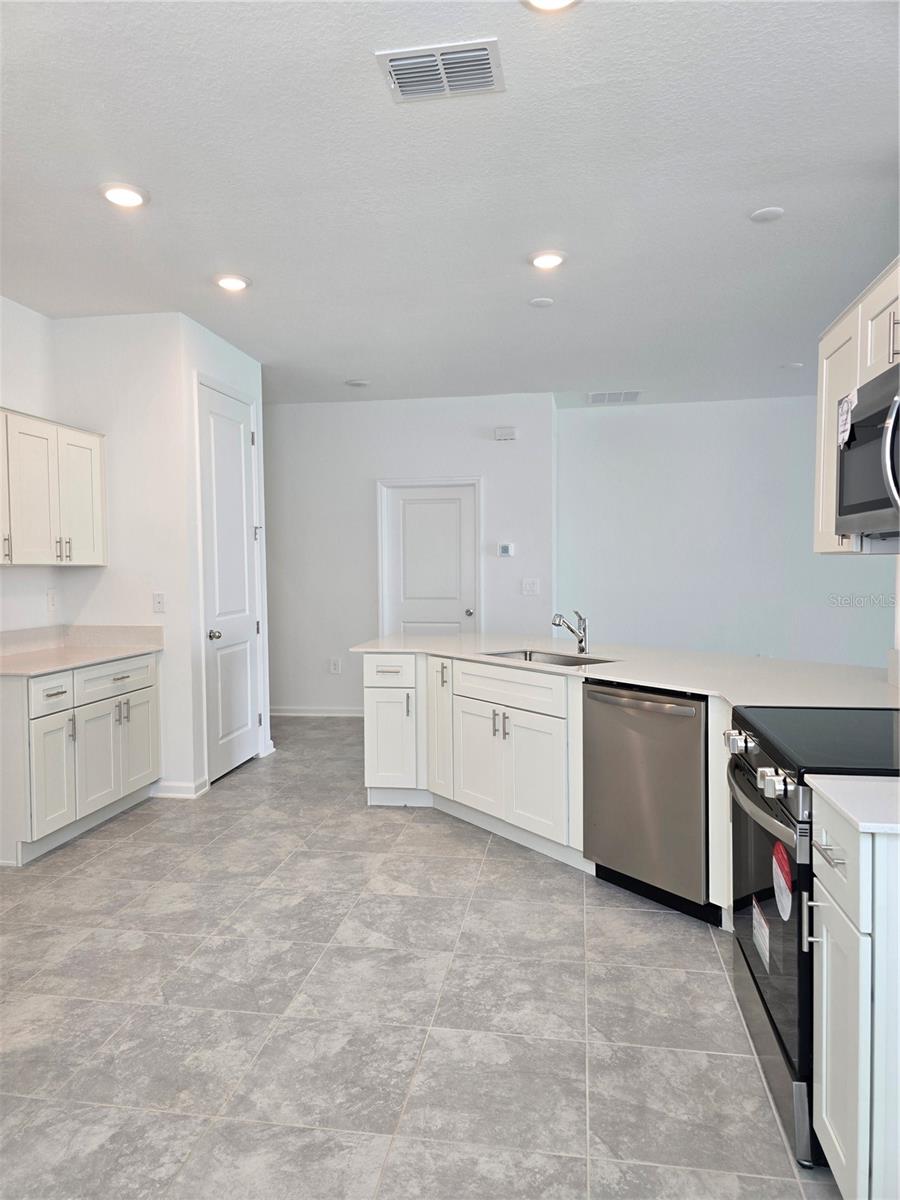 Image 3 of 30 For 1767 Foreman Road