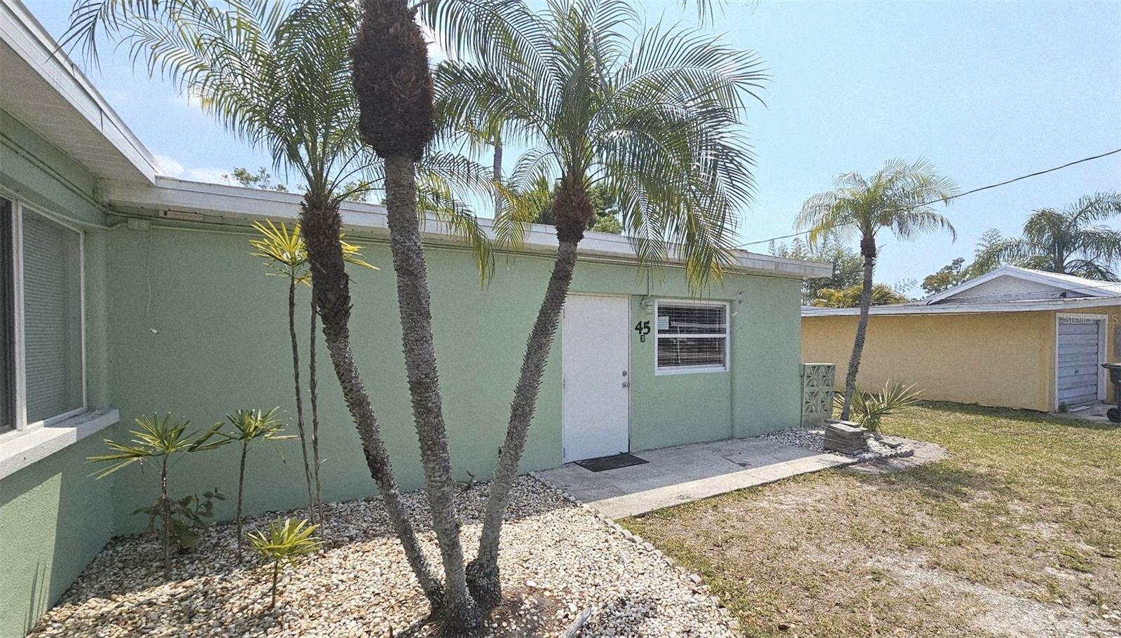 Image 2 of 17 For 45 Langsner Street B