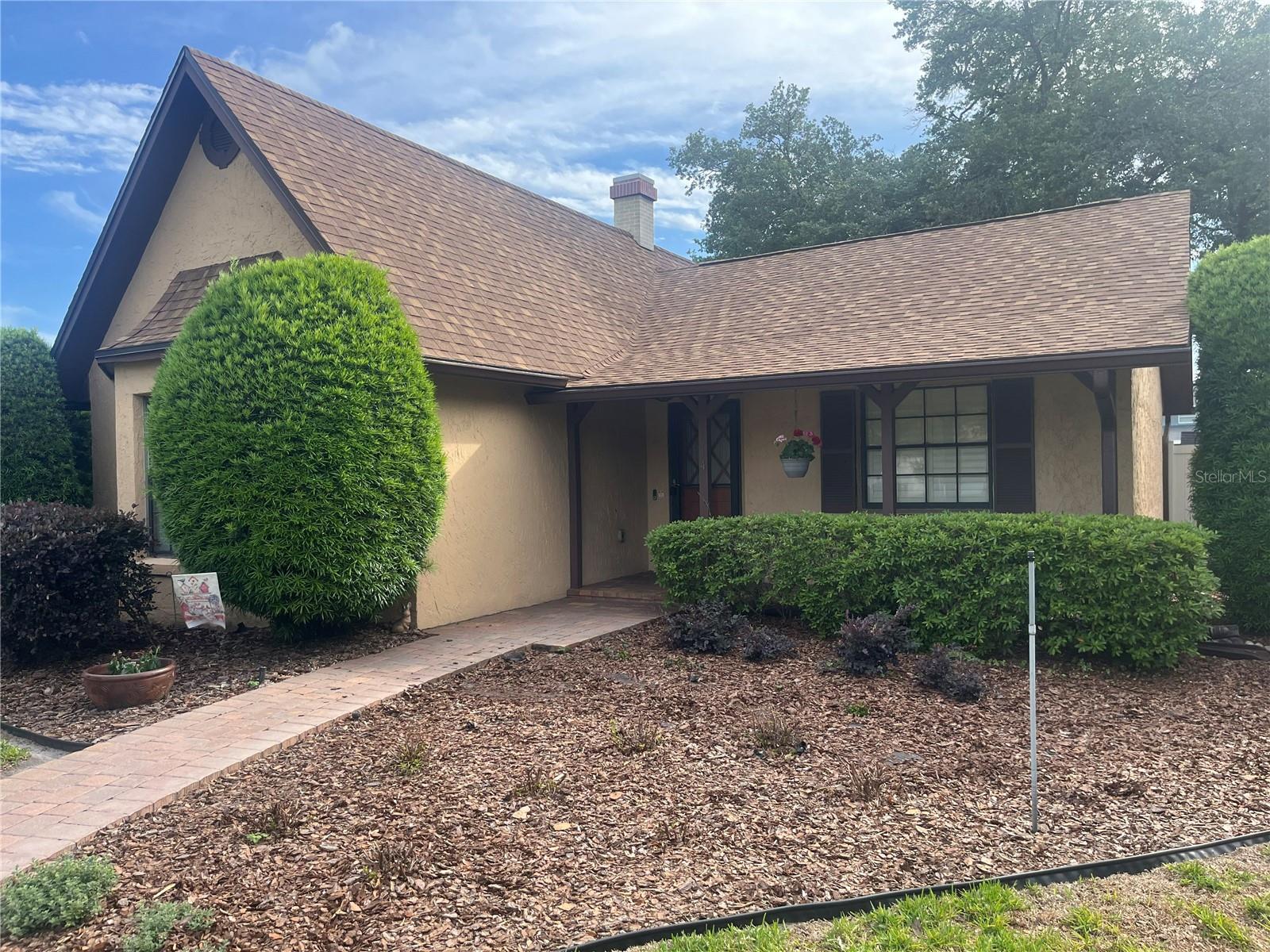 Image 3 of 6 For 614 Cypress Court