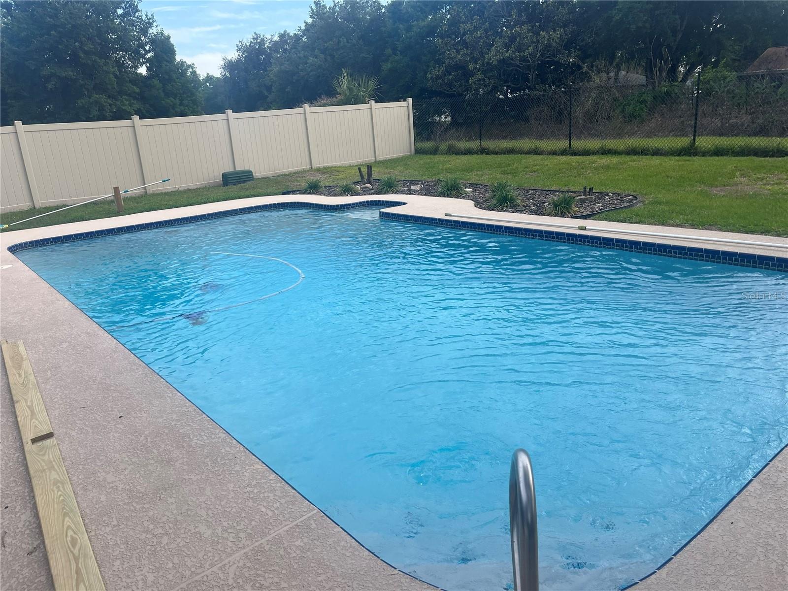 Image 5 of 6 For 614 Cypress Court