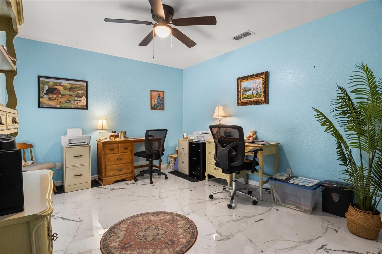 Listing photo id 14 for 416 Barbados Circle