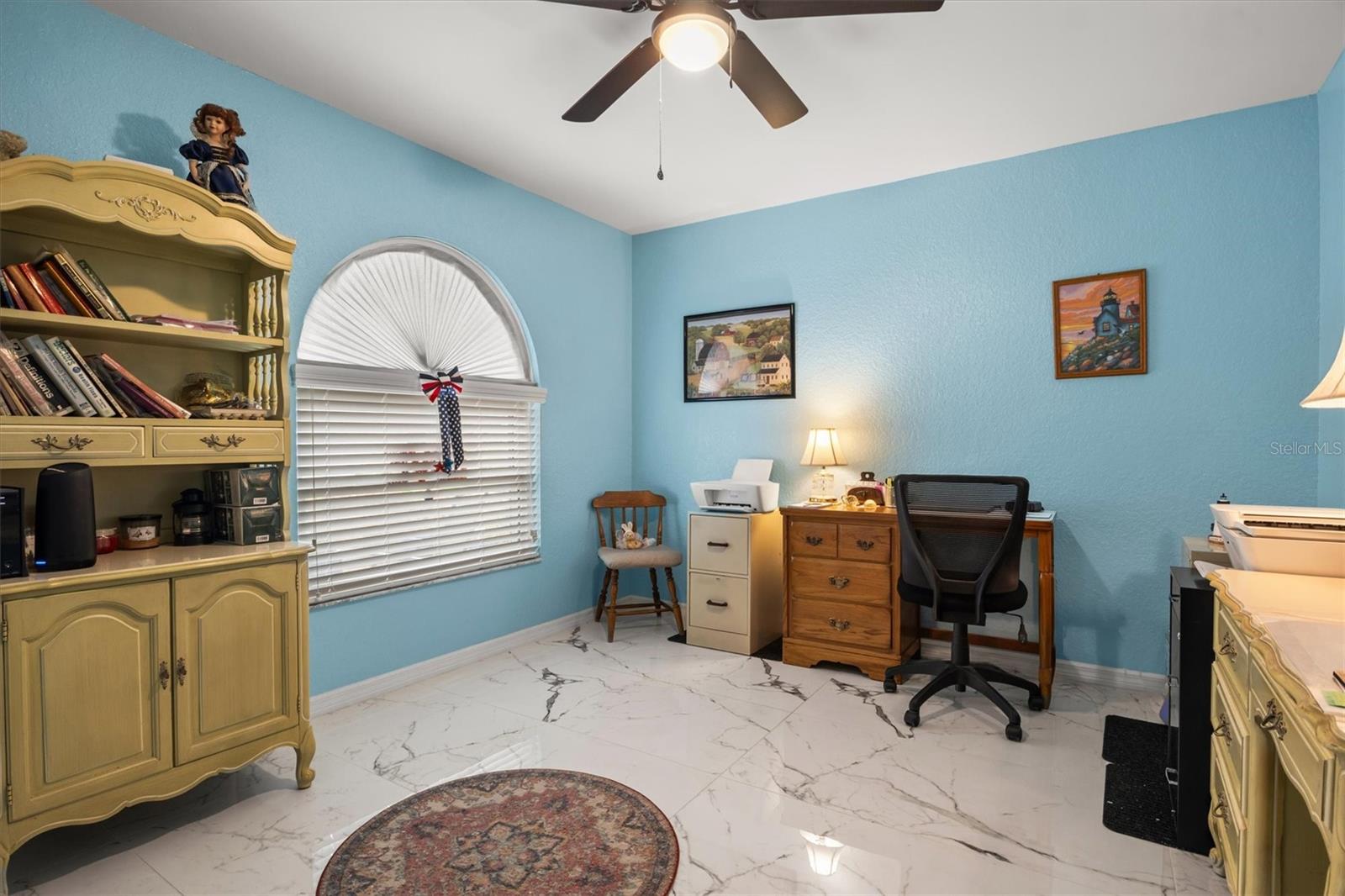 Listing photo id 15 for 416 Barbados Circle