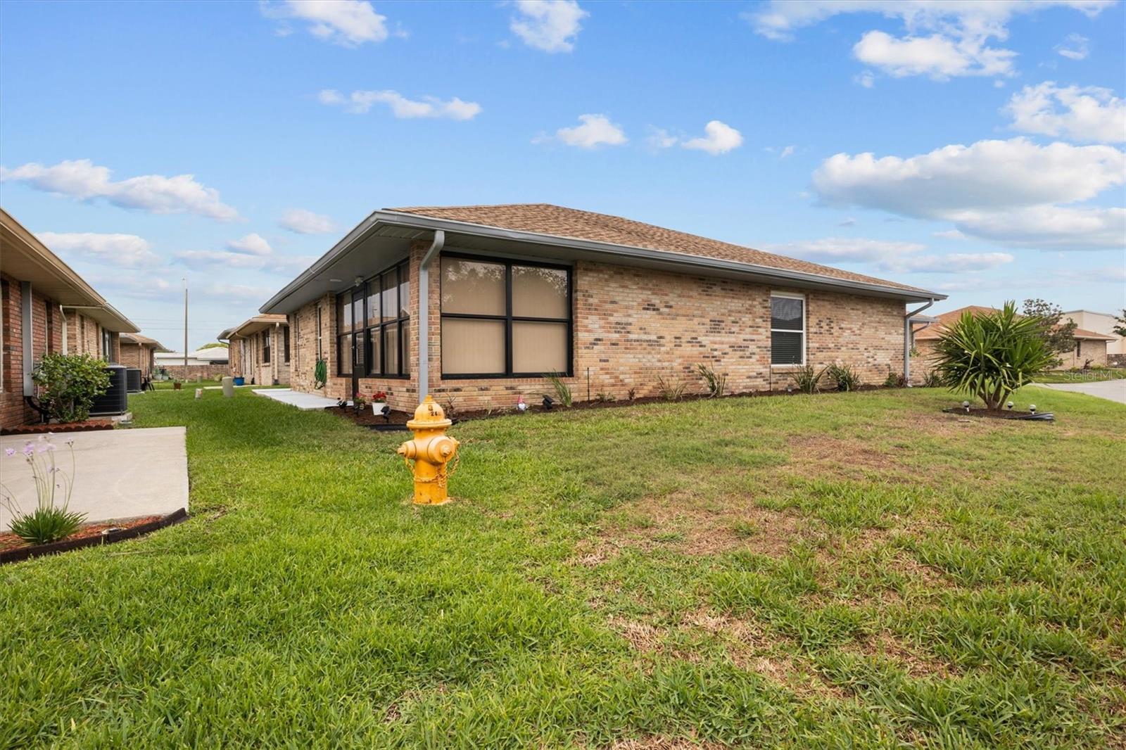 Listing photo id 24 for 416 Barbados Circle