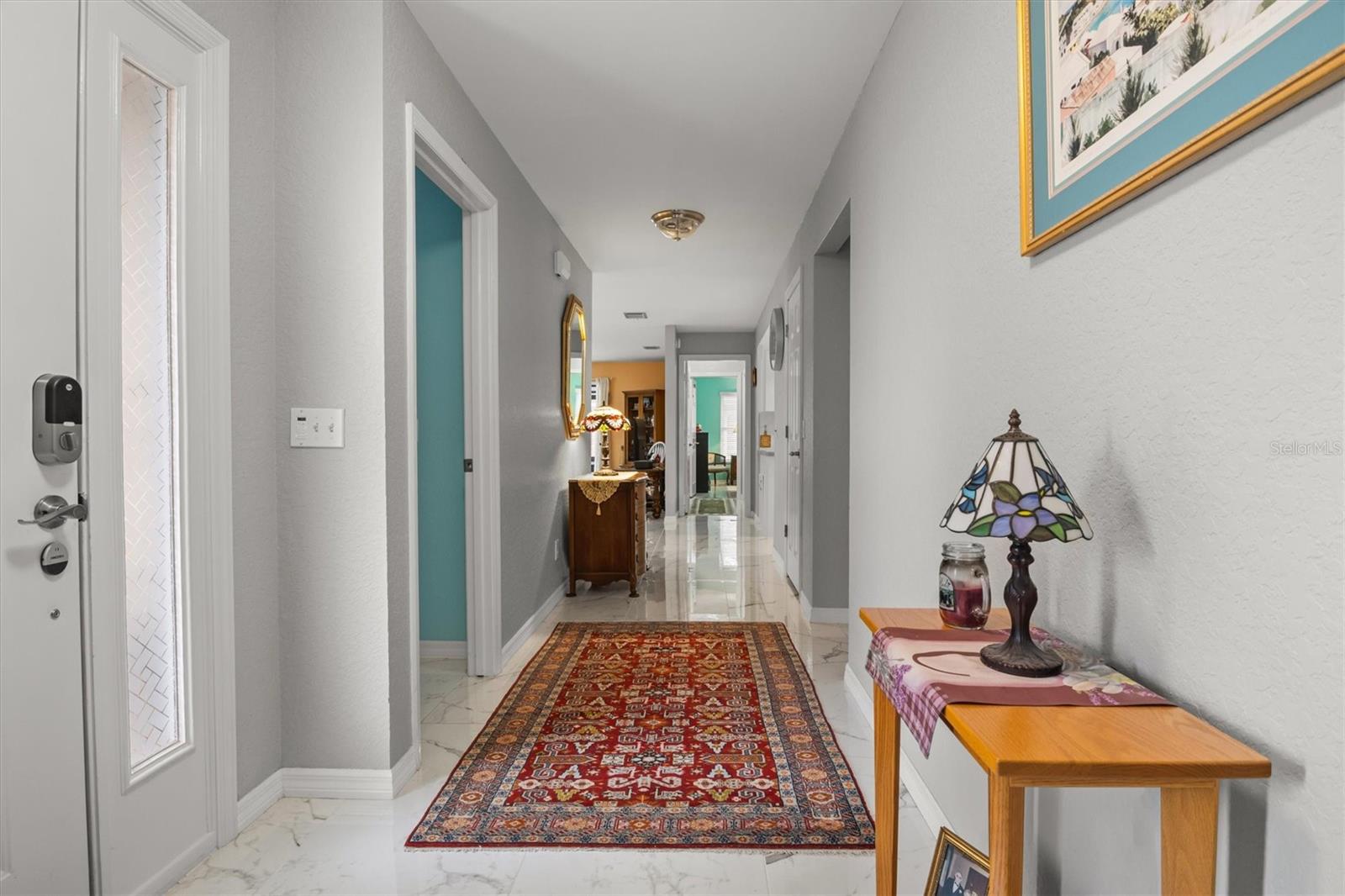 Listing photo id 2 for 416 Barbados Circle