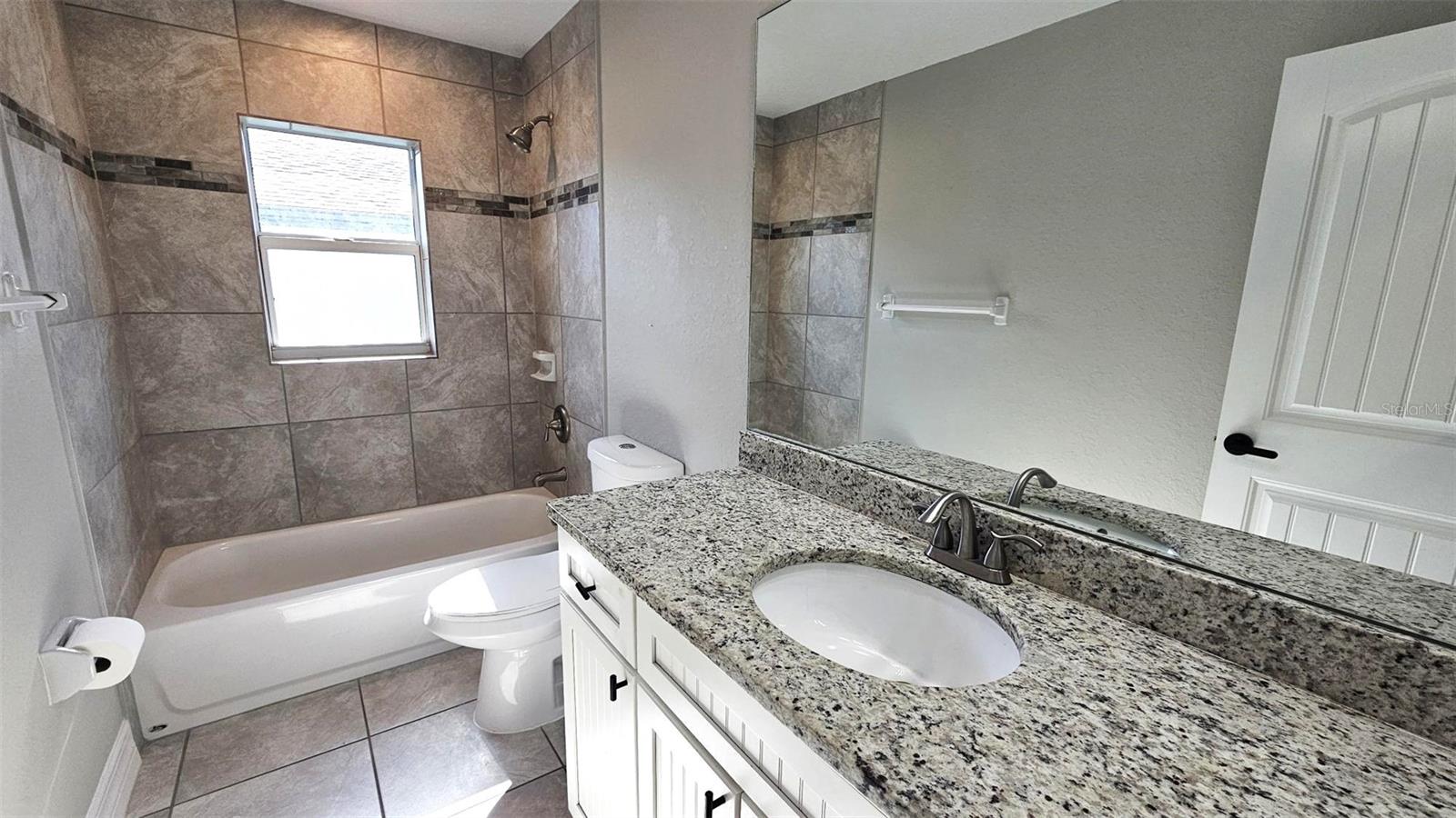 Image 30 of 38 For 210 Lime Tree Park