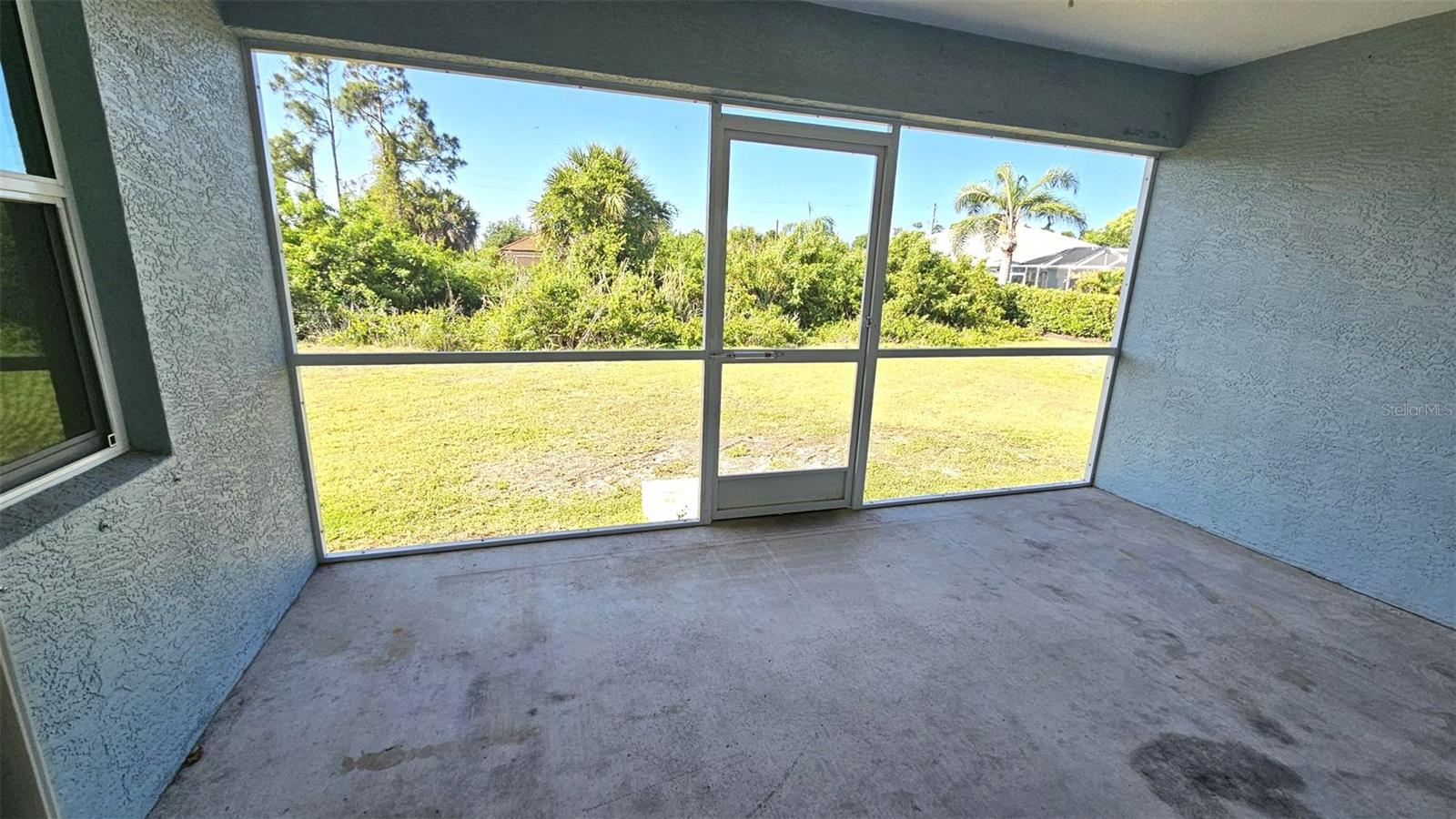 Image 34 of 38 For 210 Lime Tree Park