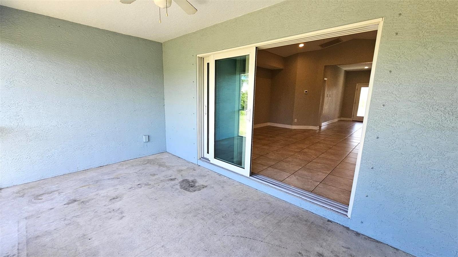 Image 35 of 38 For 210 Lime Tree Park