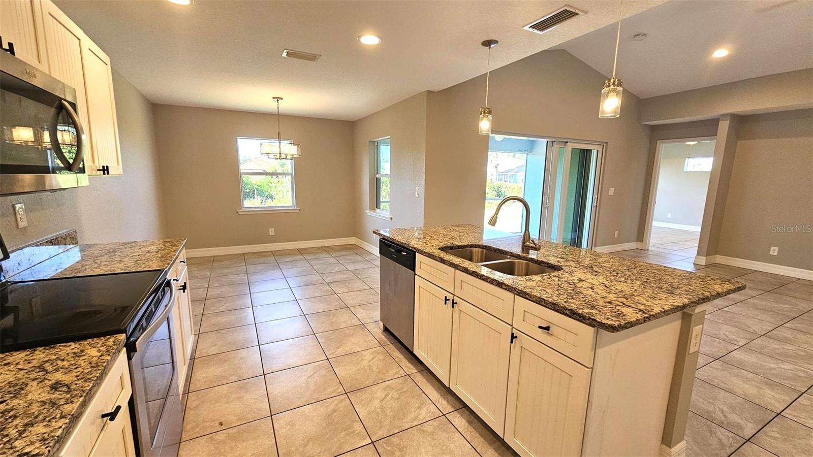 Image 37 of 38 For 210 Lime Tree Park