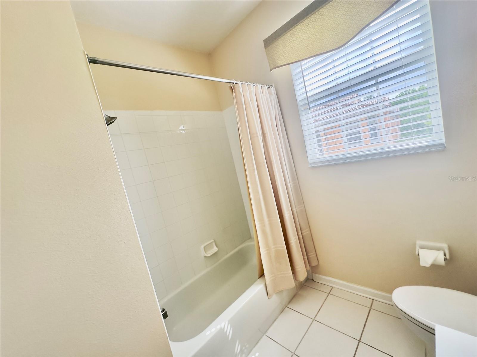 Image 21 of 26 For 13536 Turtle Marsh Loop 532