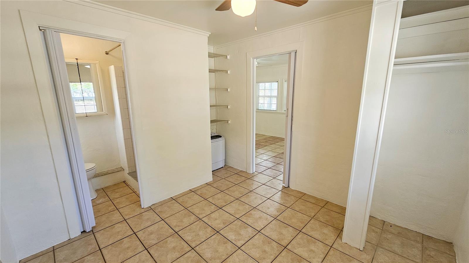 Image 18 of 18 For 15 Mango Street W