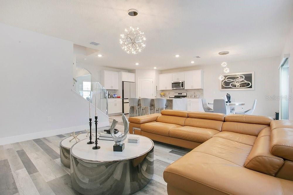 Image 7 of 27 For 1519 Jadewood Way