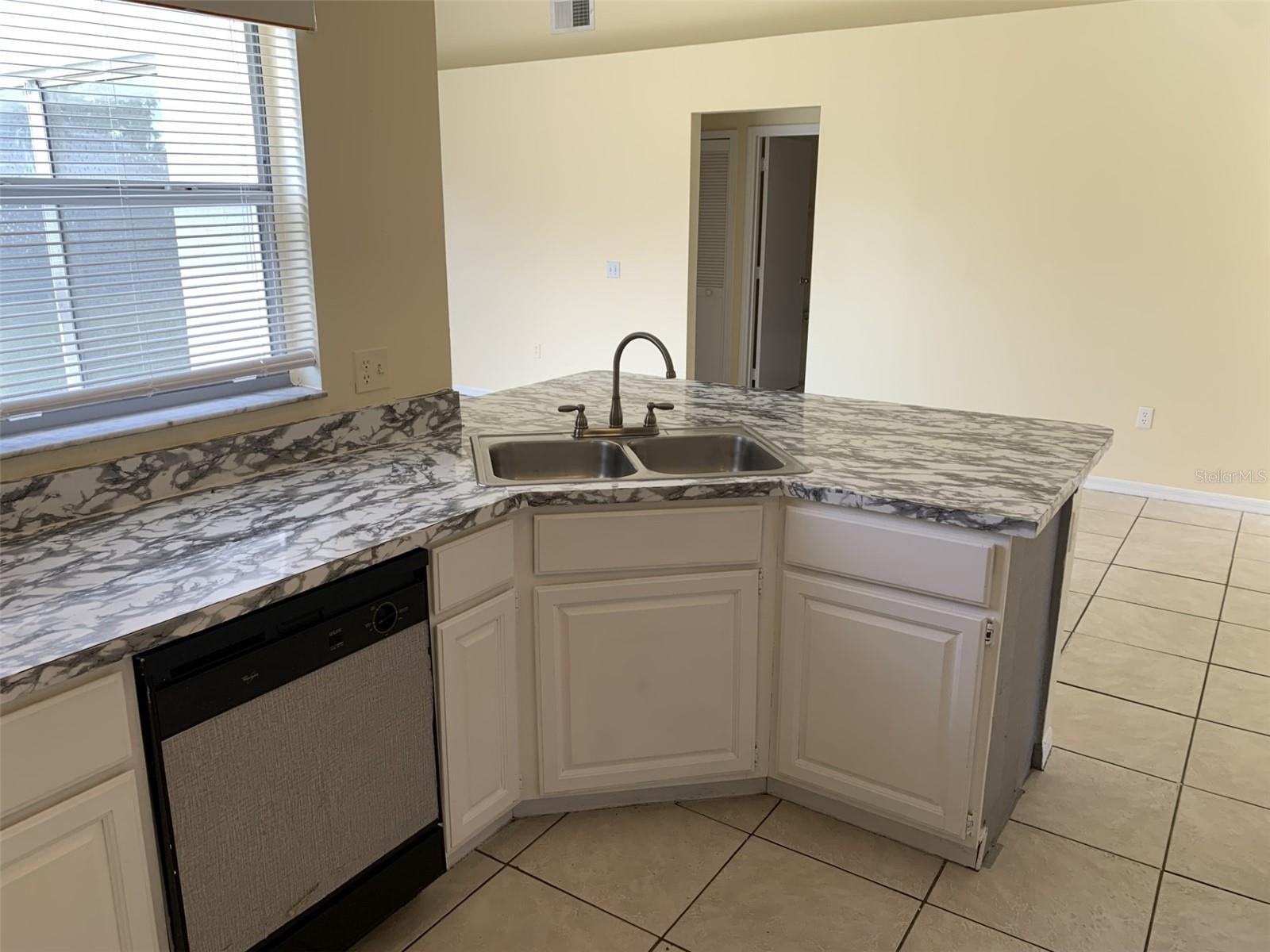 Image 5 of 37 For 1620 Golden Poppy Court