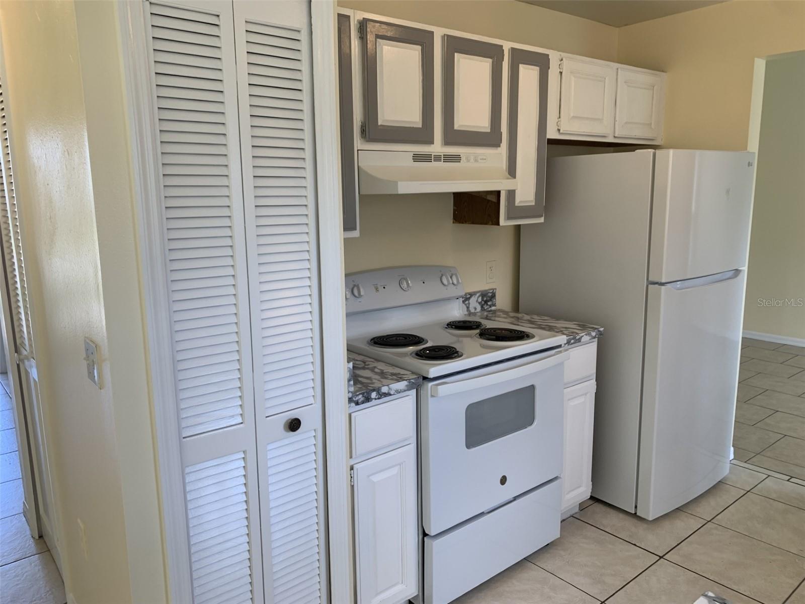 Image 7 of 37 For 1620 Golden Poppy Court