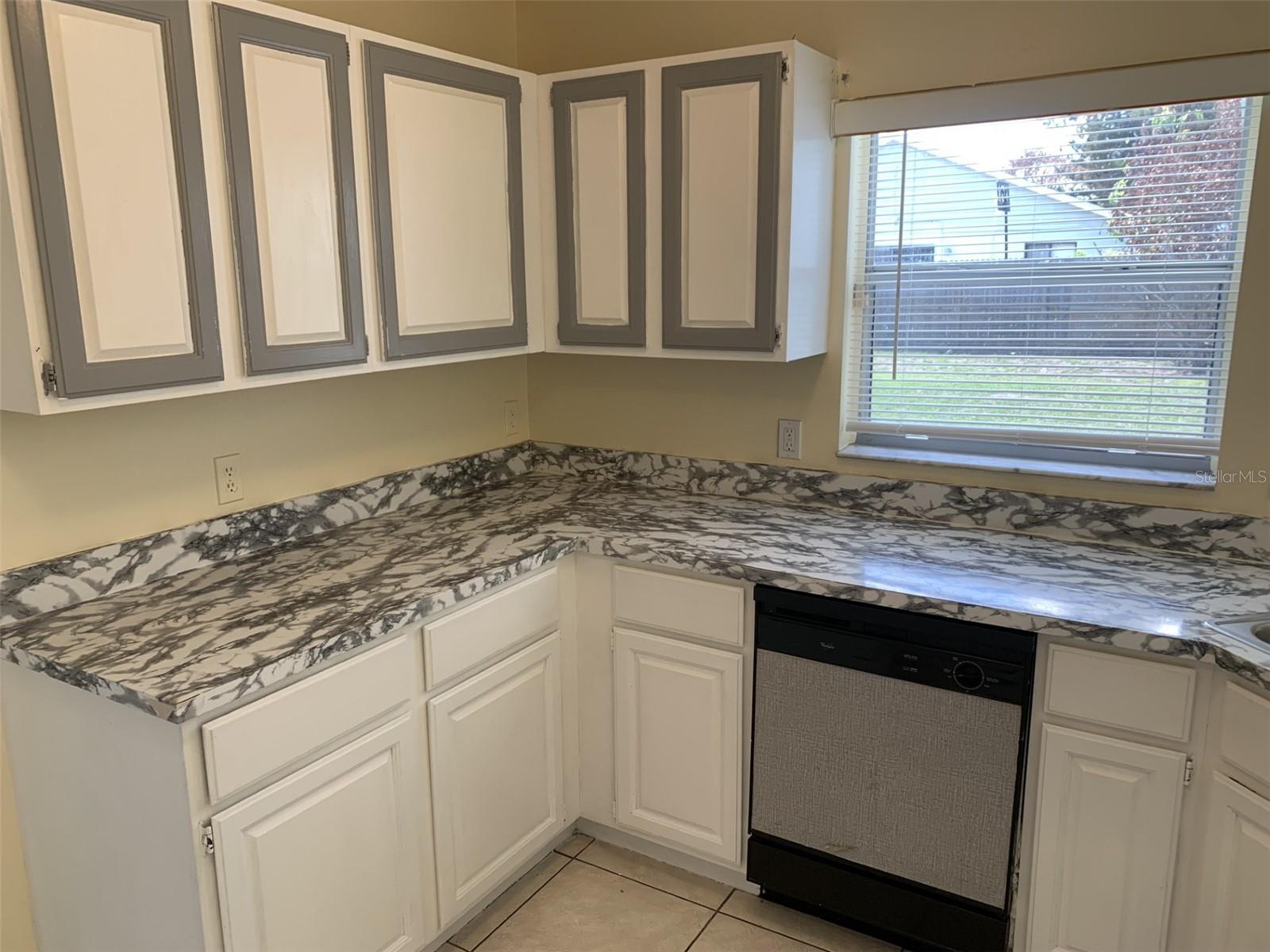 Image 8 of 37 For 1620 Golden Poppy Court