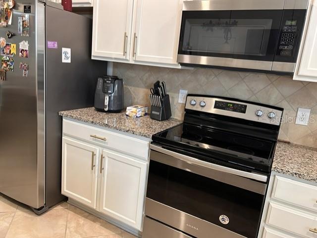 Image 11 of 40 For 2661 Mead Avenue