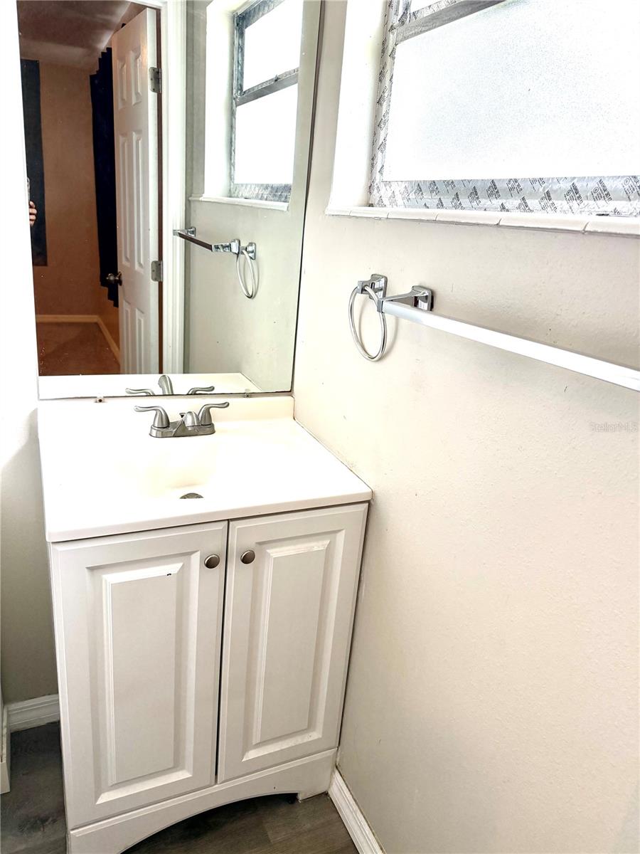 Image 13 of 25 For 5009 Deauville Drive