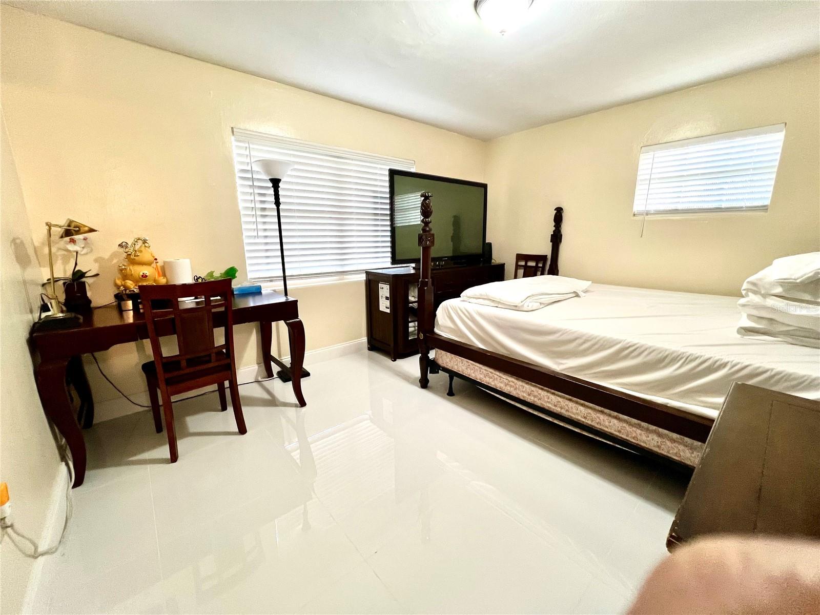 Image 22 of 25 For 5009 Deauville Drive