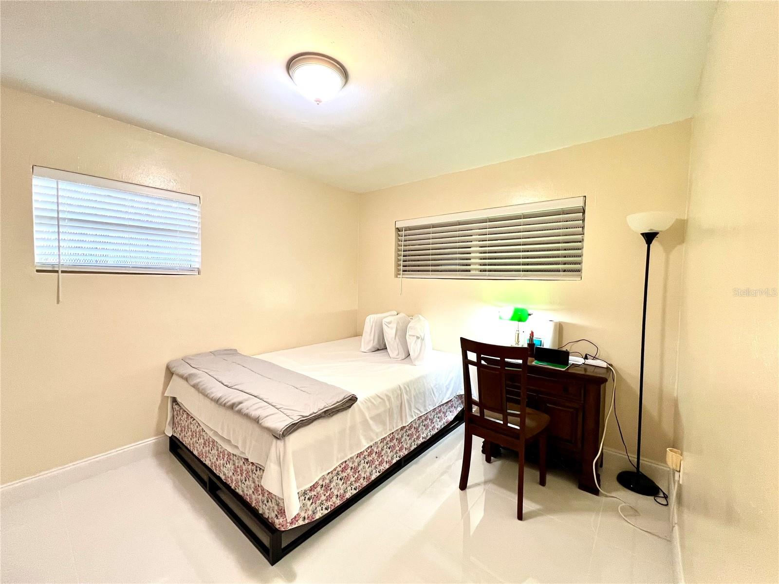 Image 8 of 25 For 5009 Deauville Drive