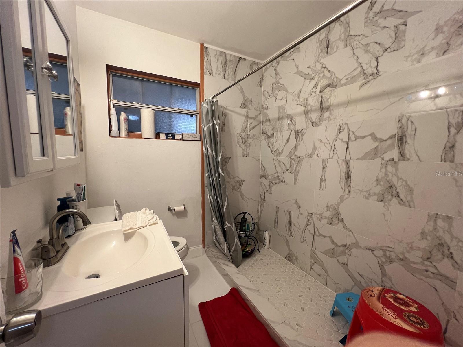 Image 9 of 25 For 5009 Deauville Drive