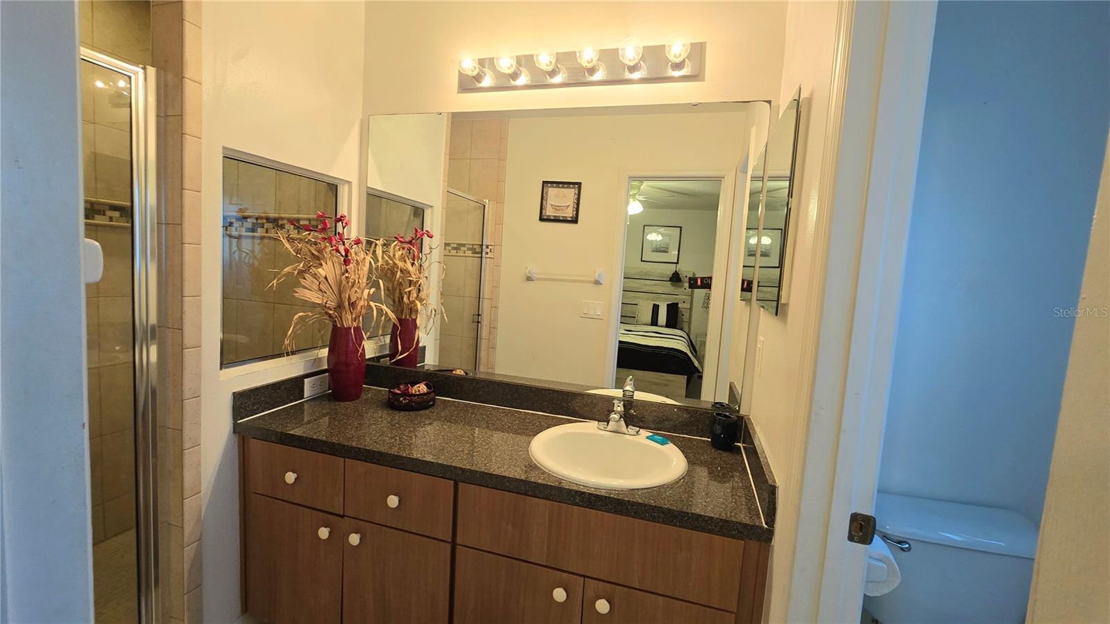 Image 14 of 36 For 1213 South Beach Circle