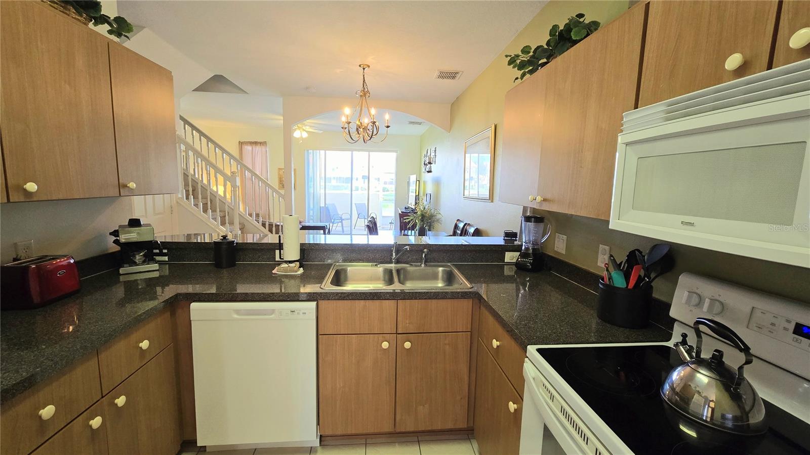 Image 5 of 36 For 1213 South Beach Circle