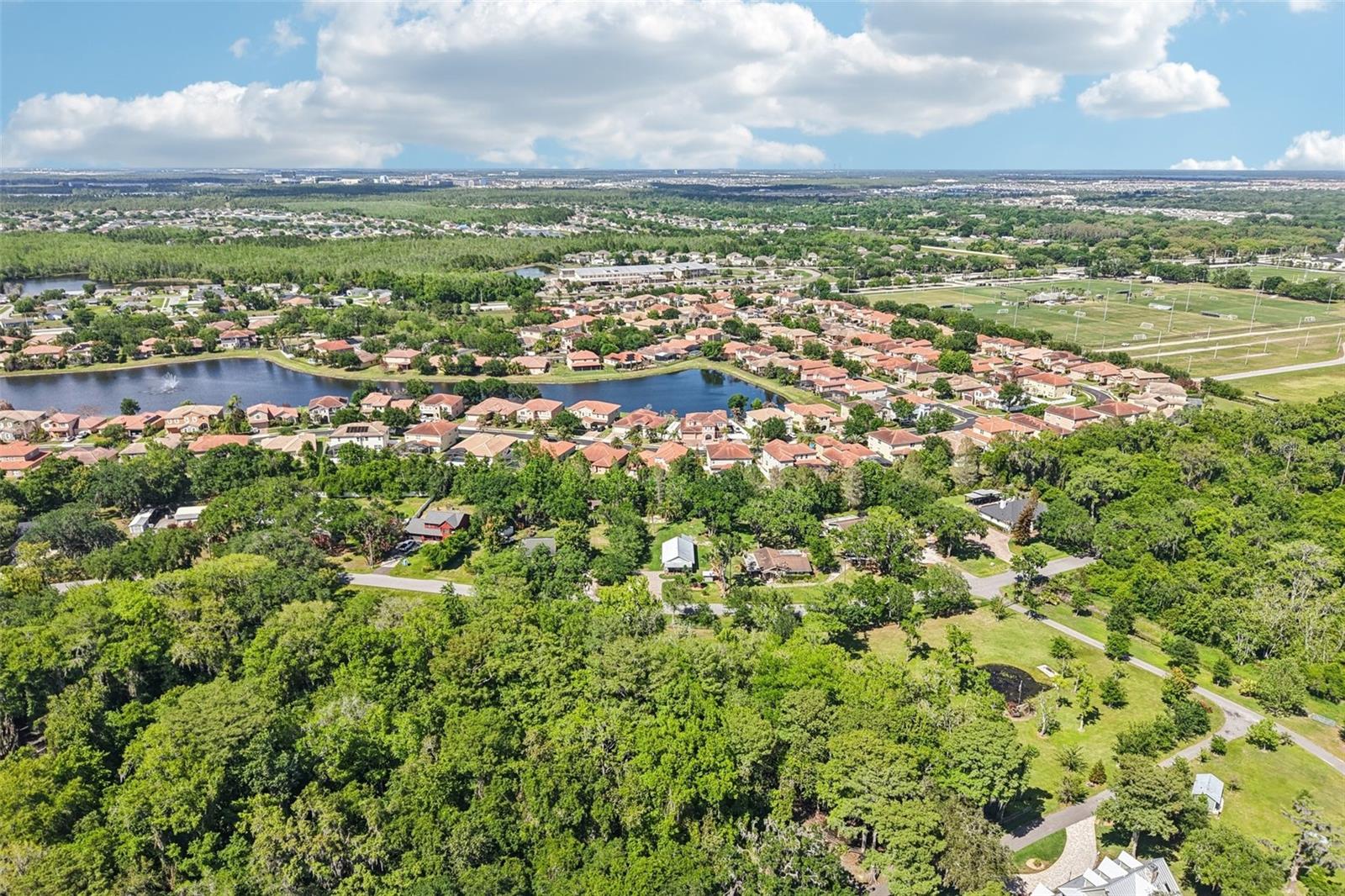 Image 12 of 56 For 2695 Holiday Woods Drive