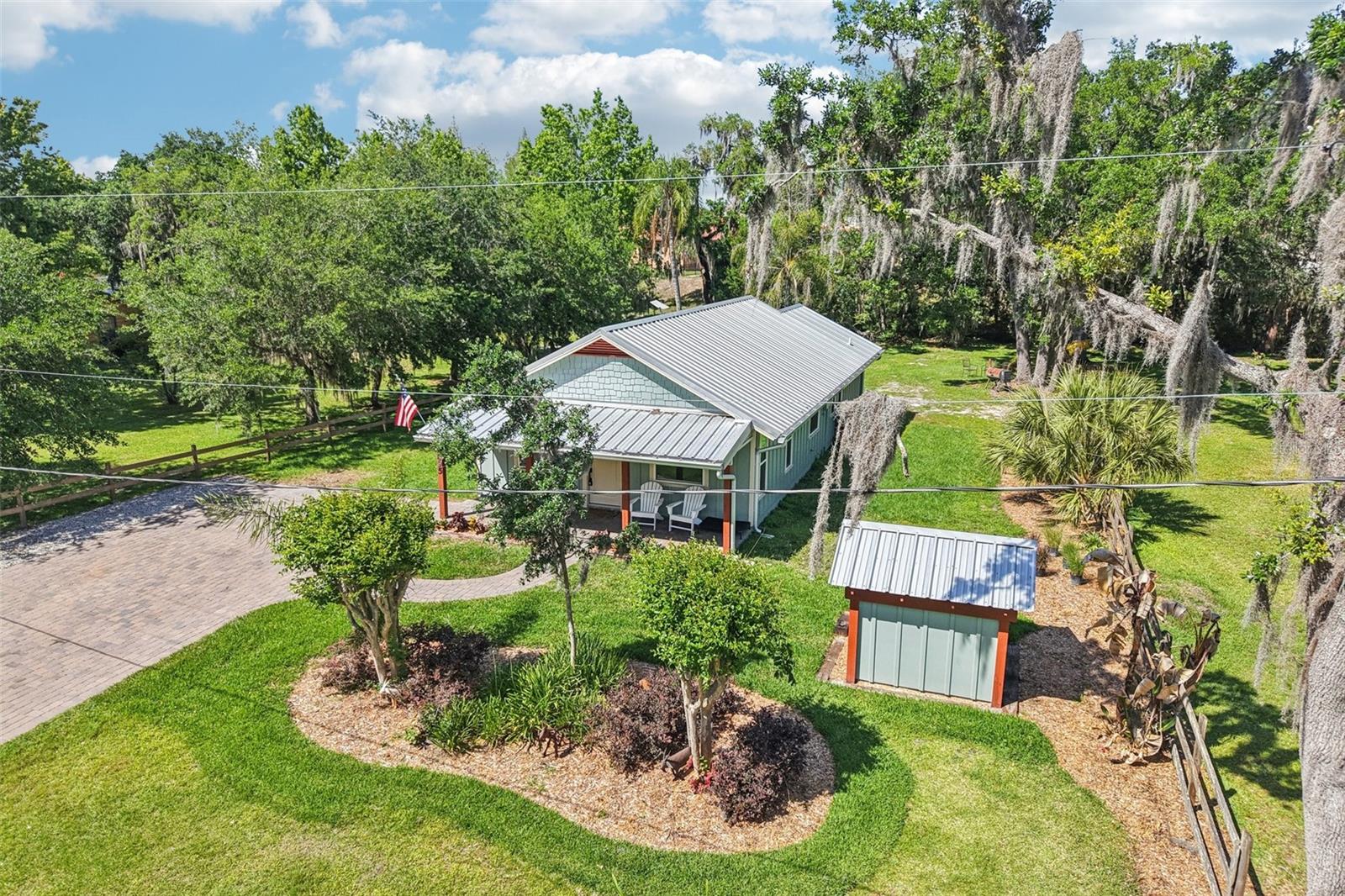 Image 16 of 56 For 2695 Holiday Woods Drive