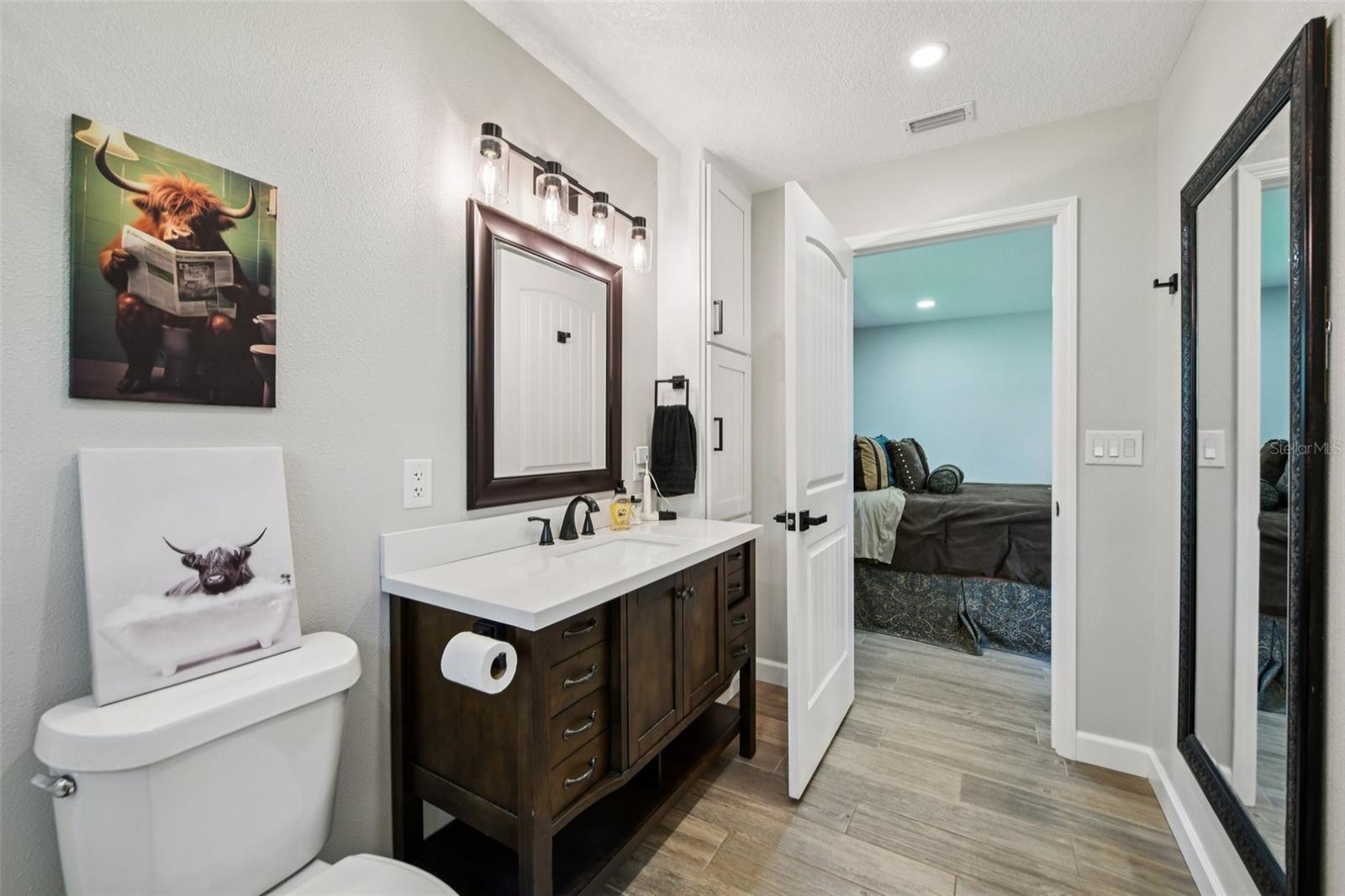 Image 28 of 56 For 2695 Holiday Woods Drive