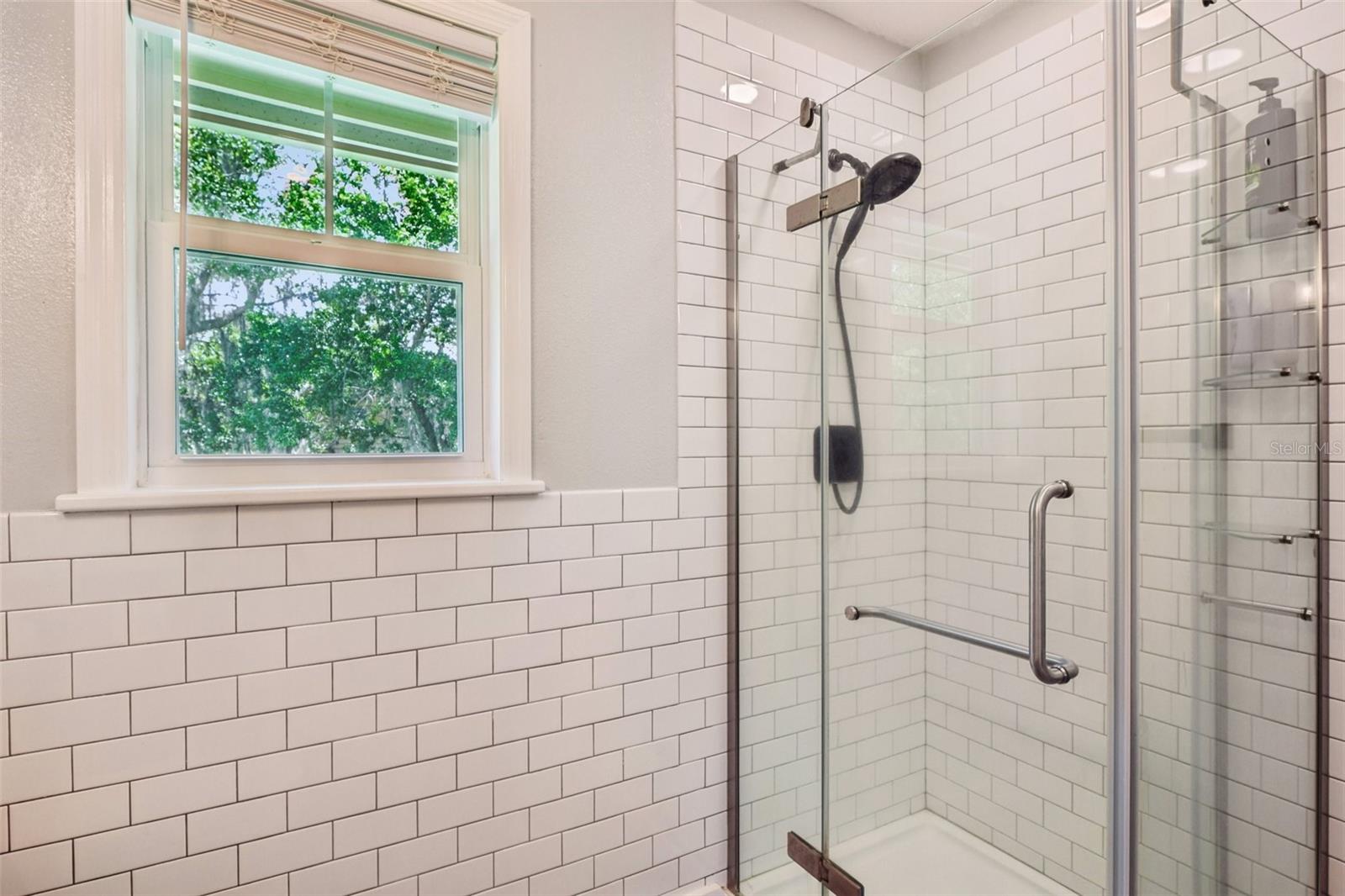 Image 37 of 56 For 2695 Holiday Woods Drive