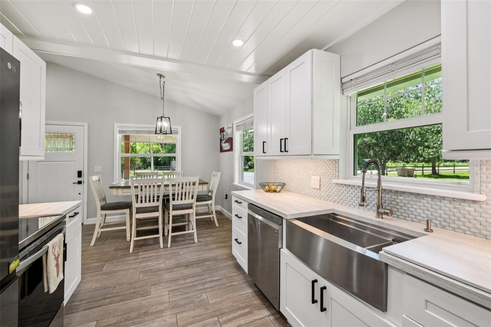 Image 39 of 56 For 2695 Holiday Woods Drive