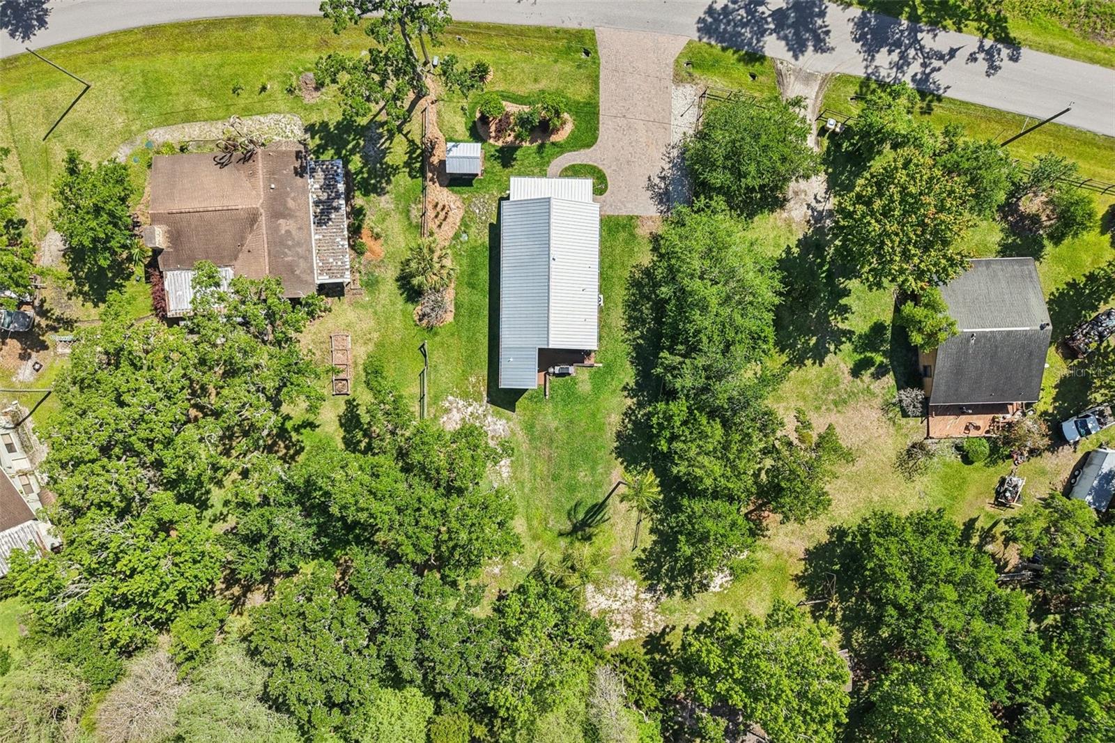 Image 9 of 56 For 2695 Holiday Woods Drive