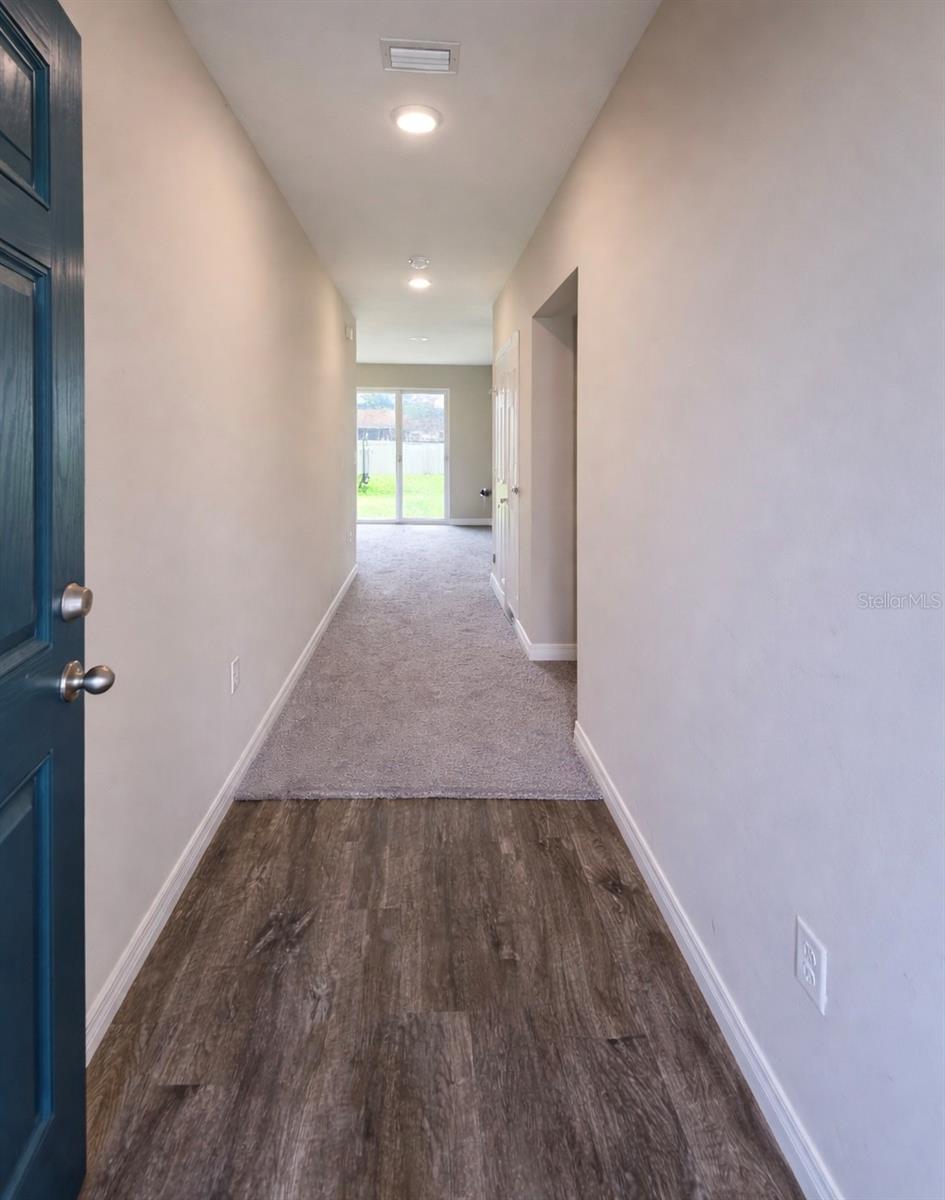 Image 4 of 14 For 1392 Axel Cir