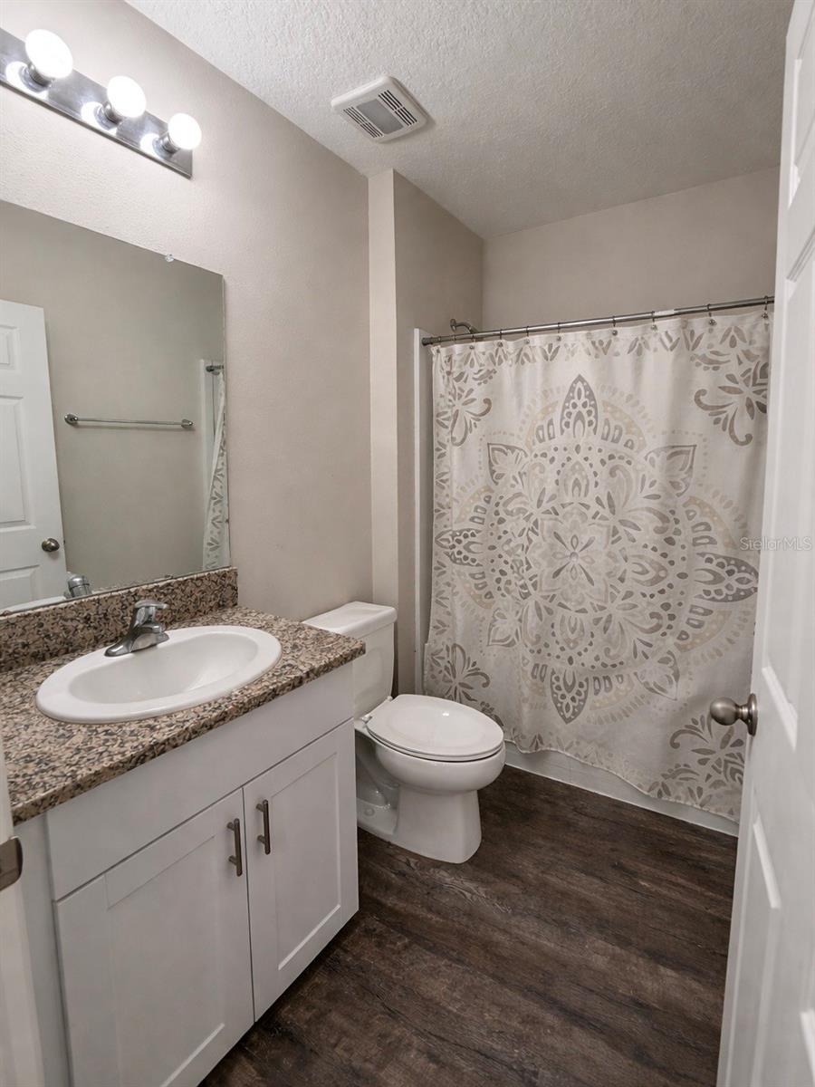 Image 8 of 14 For 1392 Axel Cir