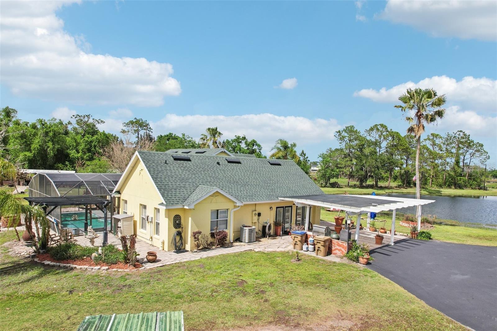 Image 21 of 70 For 3954 Mcclelland Road