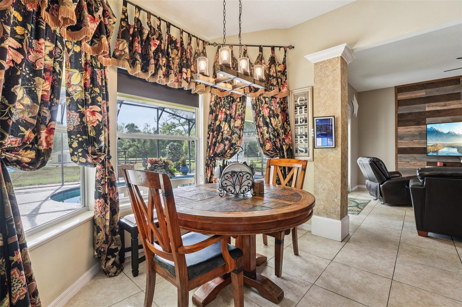 Image 37 of 70 For 3954 Mcclelland Road